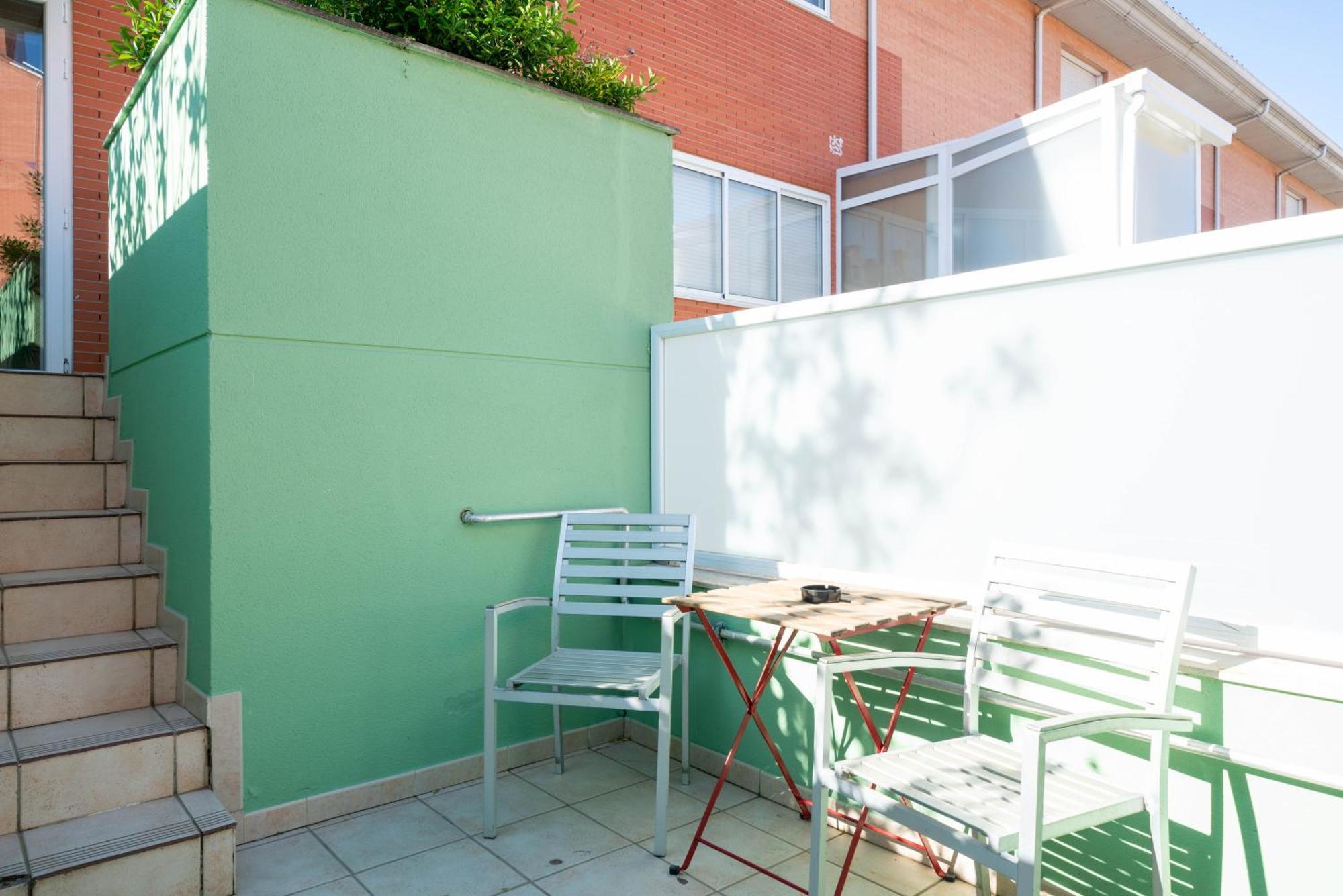 Apartamentos Go- Chalet Calera, Parking Gratuito 阿罗约德拉萨埃恩科米恩达 外观 照片
